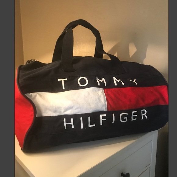 tommy hilfiger gym bags